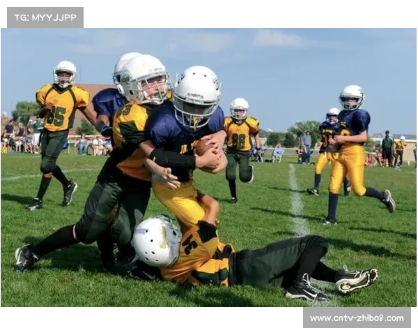 昆仑山矿泉水契合运动补水需求,拓展网球合作场景 昆仑山矿泉水契合运动补水需求,拓展网球合作场景