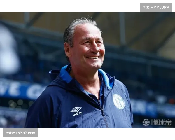 传闻：沙尔克04有意邀请前主帅史蒂文斯回归担任技术顾问